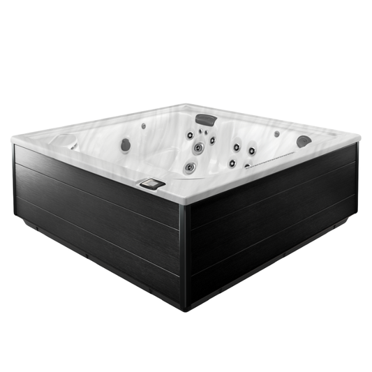 Jacuzzi LXL Hot Tub
