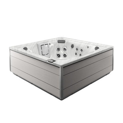 Jacuzzi LX Hot Tub