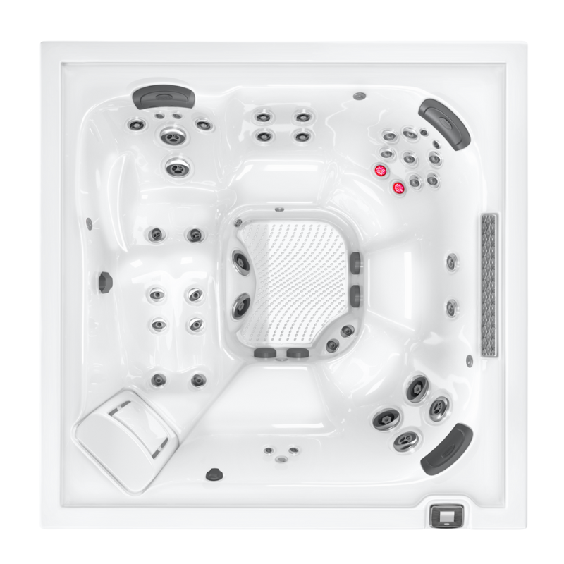 Jacuzzi LXL Hot Tub