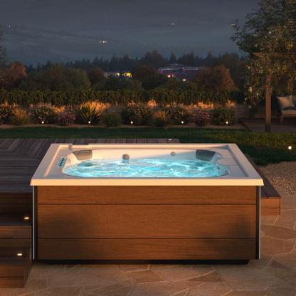Jacuzzi LX Hot Tub