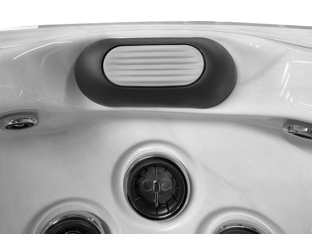 SR8174 - 50 Jets, 7 Upright Seats, and UV/OZONE Systems