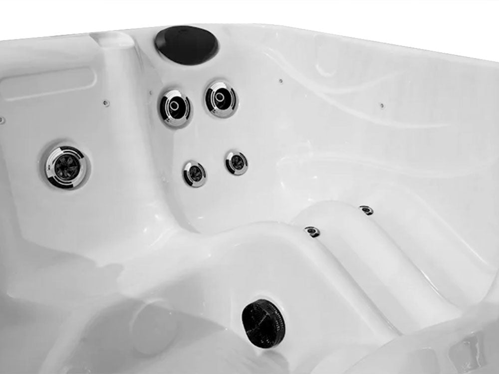 SR8101C - 25 Jets, 3 Upright Seats and 2 Dual Loungers, and UV/OZONE Systems