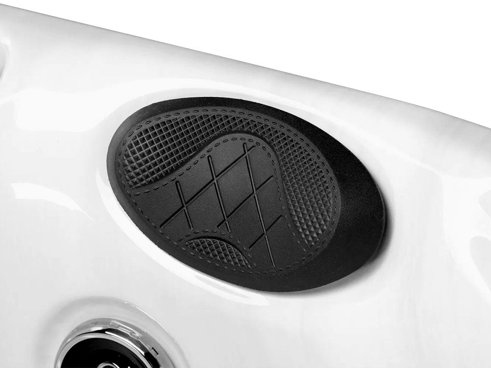 SR8101C - 25 Jets, 3 Upright Seats and 2 Dual Loungers, and UV/OZONE Systems